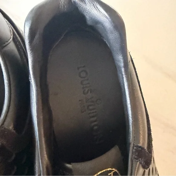 LOUIS VUITTON Nubuck Calfskin Run Away sneaker Size 8.5 Women - Picture 8 of 12